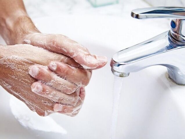 Wash your hands when deworming